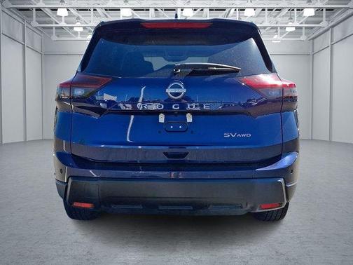 Deep Ocean Blue Pearl 2024 Nissan Rogue SV