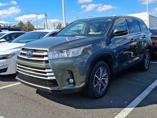 2019 Toyota Highlander Hybrid XLE