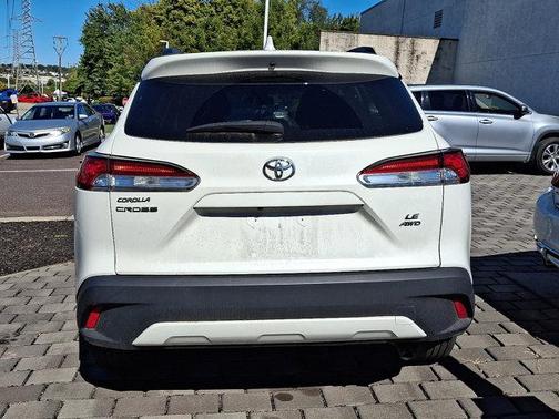 2022 Toyota Corolla Cross LE