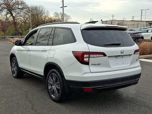 2022 Honda Pilot AWD Sport