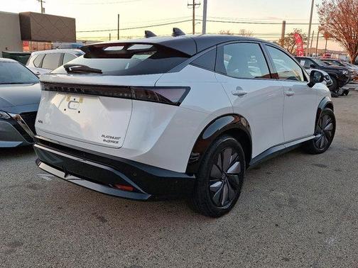 2024 Nissan ARIYA PLATINUM+