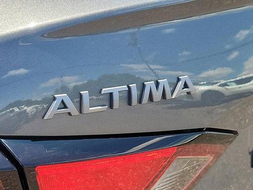 2025 Nissan Altima SL AWD