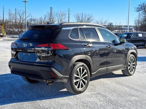 2024 Toyota Corolla Cross XLE