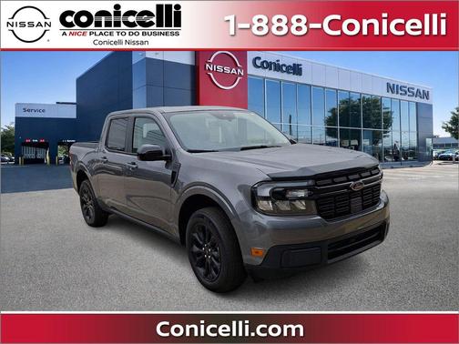 Carbonized Gray Metallic 2023 Ford Maverick Lariat