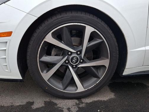 Quartz White 2021 Hyundai SONATA SEL Plus