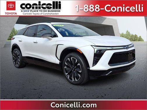 Iridescent Pearl Tricoat 2025 Chevrolet Blazer EV AWD RS