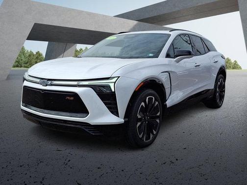 Iridescent Pearl Tricoat 2025 Chevrolet Blazer EV AWD RS