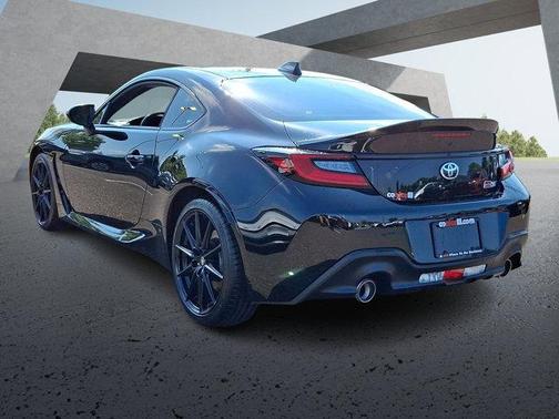 2025 Toyota GR86 Premium