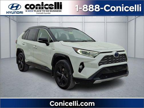 2020 Toyota RAV4 Hybrid SE