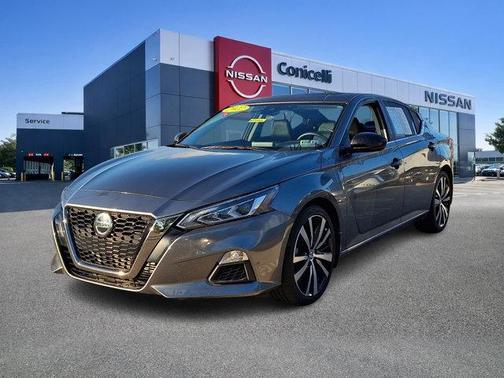 Gun Metallic 2022 Nissan Altima SR VC-Turbo FWD