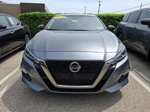 Gun Metallic 2022 Nissan Altima SR VC-Turbo FWD