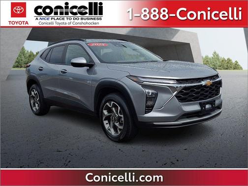 Sterling Gray Metallic 2025 Chevrolet Trax LT