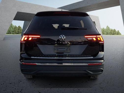2024 Volkswagen Tiguan 2.0T Wolfsburg Edition