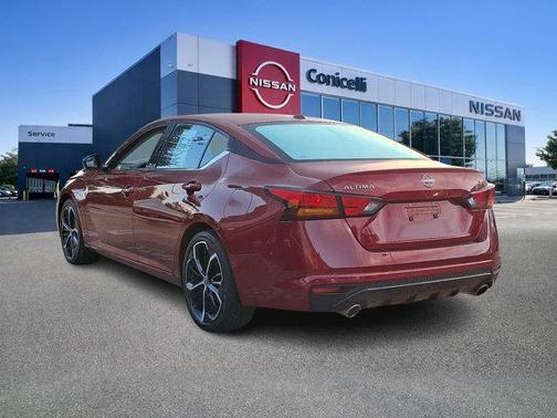 2024 Nissan Altima SR FWD