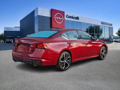 2024 Nissan Altima SR FWD