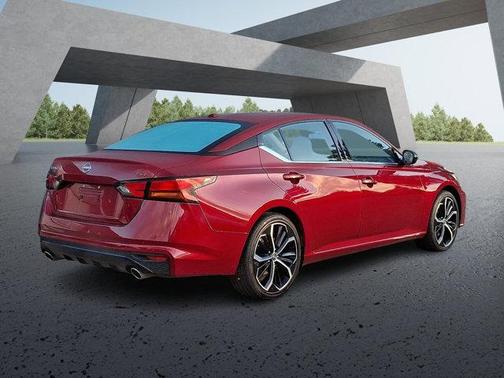 2024 Nissan Altima SR FWD