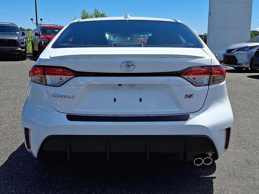 Ice Cap 2027 Toyota Corolla SE