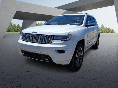 Bright White Clearcoat 2018 Jeep Grand Cherokee Overland