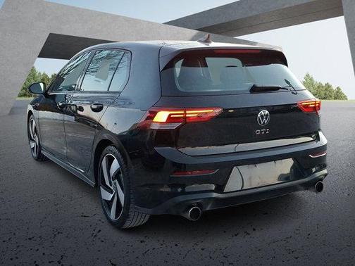 2024 Volkswagen Golf GTI 2.0T S DSG