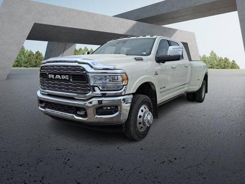 2024 RAM 3500 Limited Mega Cab 4x4 6'4' Box