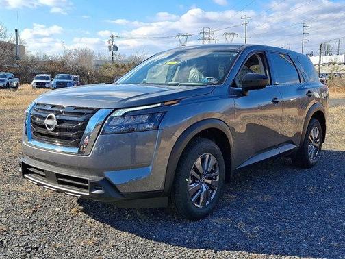 2025 Nissan Pathfinder S 4WD