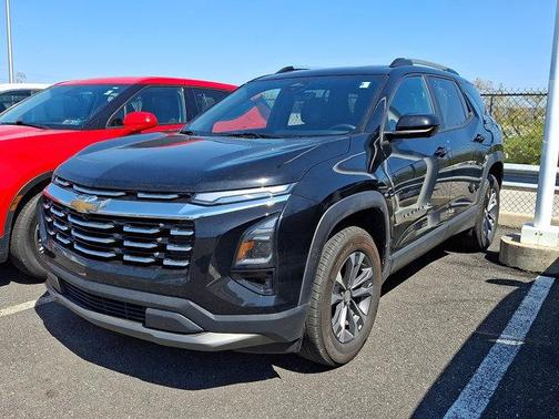 Mosaic Black Metallic 2025 Chevrolet Equinox 1LT