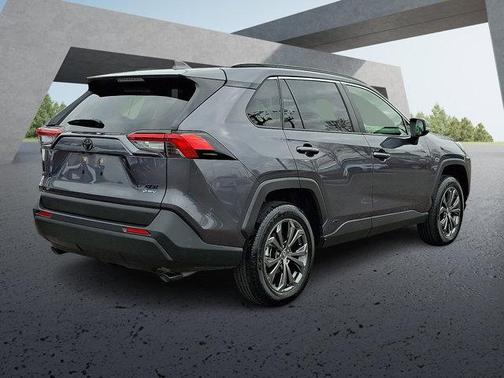 2025 Toyota RAV4 Hybrid XLE Premium