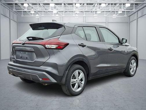 2022 Nissan Kicks S