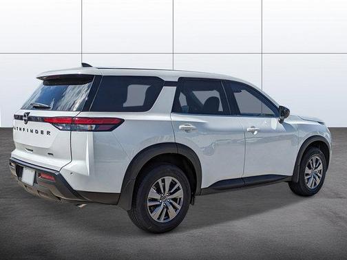 2026 Nissan Pathfinder S