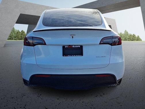 2023 Tesla Model Y Long Range Dual Motor All-Wheel Drive