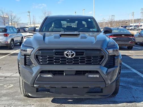 2025 Toyota Tacoma Hybrid TRD Sport