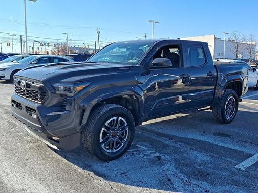 2025 Toyota Tacoma Hybrid TRD Sport