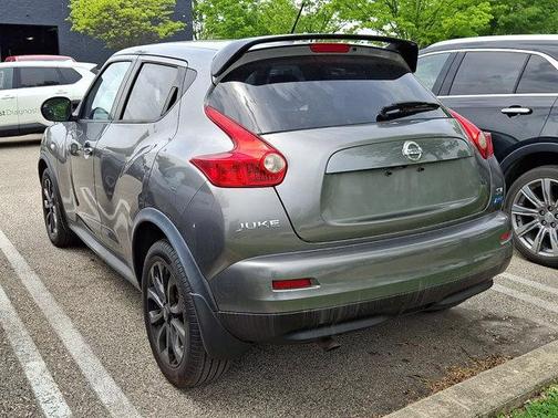Gun Metallic 2013 Nissan Juke SV