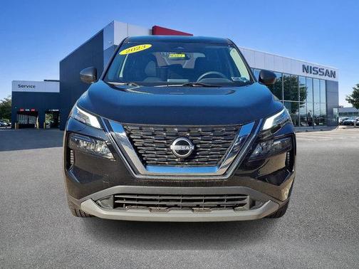 Super Black 2023 Nissan Rogue S