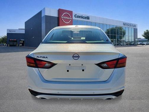 Pearl White Tricoat 2026 Nissan Altima SV FWD