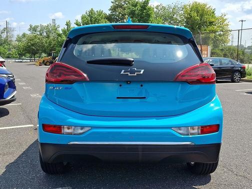 Oasis Blue 2021 Chevrolet Bolt EV FWD LT