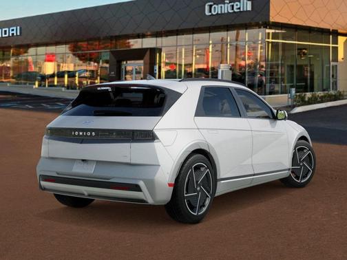 Atlas White 2026 Hyundai IONIQ 5 Limited