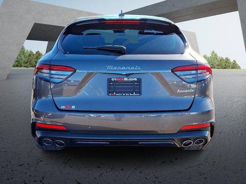 2023 Maserati Levante Modena