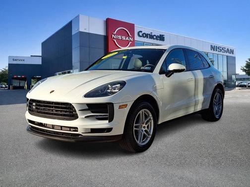 White 2019 Porsche Macan Macan S