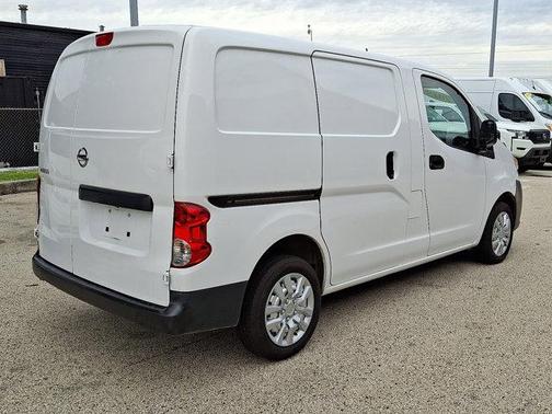 2019 Nissan NV200 S