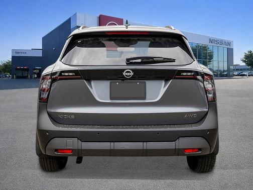 Gun Metallic 2026 Nissan Kicks SV