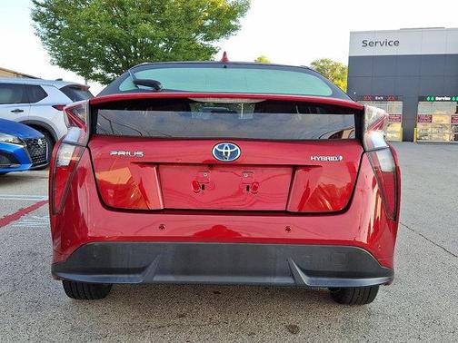 2018 Toyota Prius Three Touring