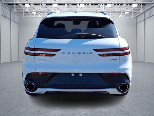 Uyuni White 2023 Genesis GV70 2.5T AWD