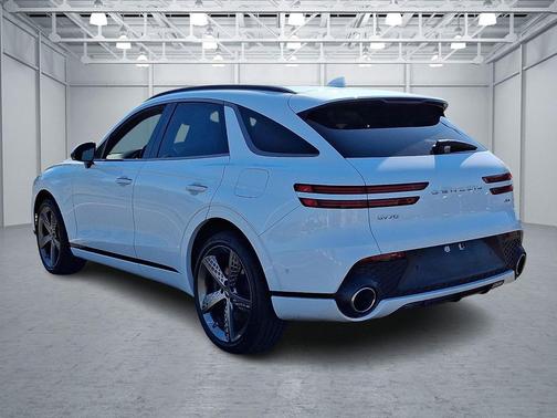 Uyuni White 2023 Genesis GV70 2.5T AWD