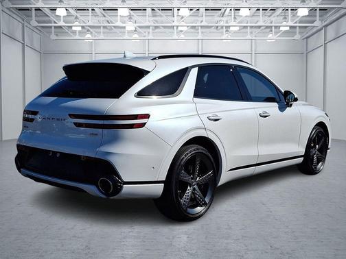 Uyuni White 2023 Genesis GV70 2.5T AWD