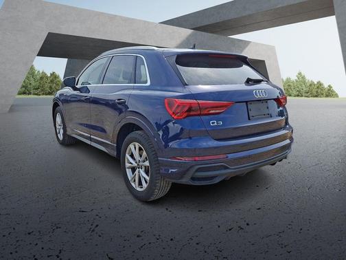Blue 2025 Audi Q3 Premium 45 TFSI S line quattro Tiptronic