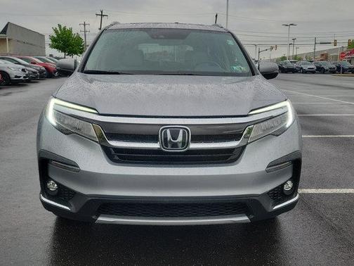 Lunar Silver Metallic 2020 Honda Pilot AWD Elite