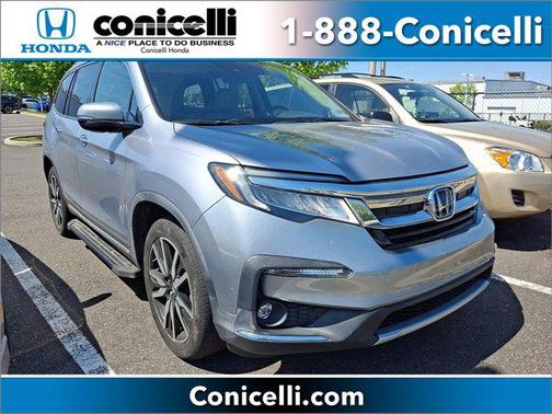 Lunar Silver Metallic 2020 Honda Pilot AWD Elite