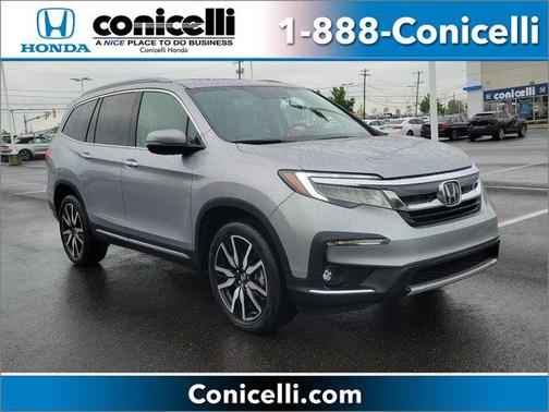 Lunar Silver Metallic 2020 Honda Pilot AWD Elite