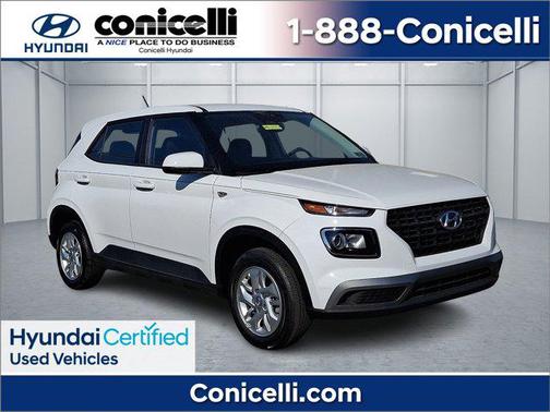 Lunar White 2025 Hyundai VENUE SE